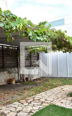 Casa para alugar com 250m², 3 quartos e 1 vagaGaragem