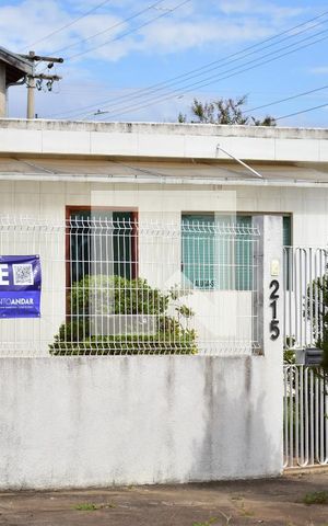 Casa para alugar com 250m², 3 quartos e 1 vagaFachada