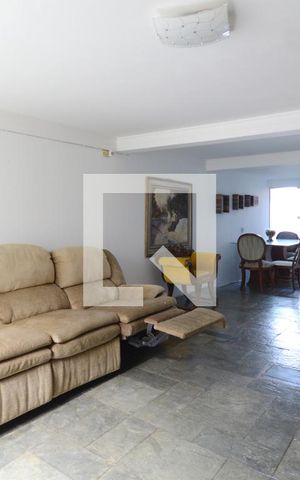 Casa de condomínio para alugar com 150m², 2 quartos e sem vaga Casa de condomínio para alugar com 150m², 2 quartos e sem vagaSala de estar 1