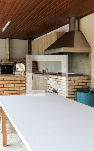 Casa de condomínio para alugar com 670m², 4 quartos e 4 vagas Casa de condomínio para alugar com 670m², 4 quartos e 4 vagasÁrea Gourmet