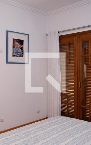 Casa de condomínio para alugar com 670m², 4 quartos e 4 vagas Casa de condomínio para alugar com 670m², 4 quartos e 4 vagasSuíte 3