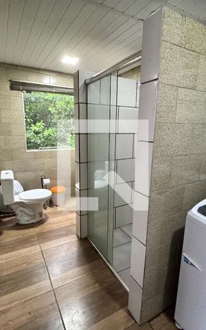 Casa à venda com 120m², 3 quartos e 2 vagasÁrea de Serviço