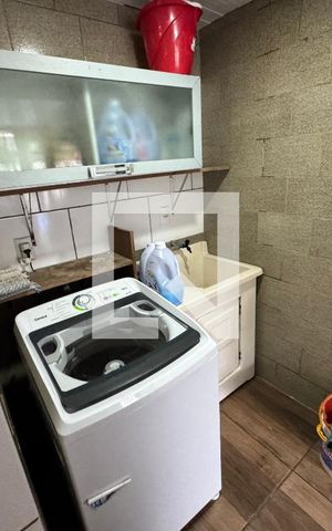 Casa à venda com 120m², 3 quartos e 2 vagasÁrea de Serviço