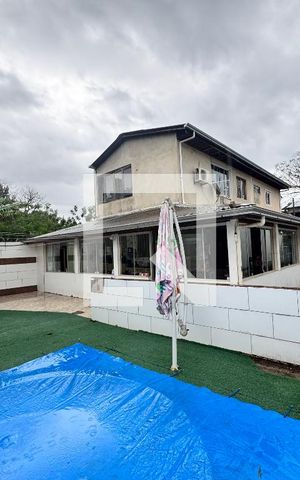 Casa à venda com 120m², 3 quartos e 2 vagasÁrea comum