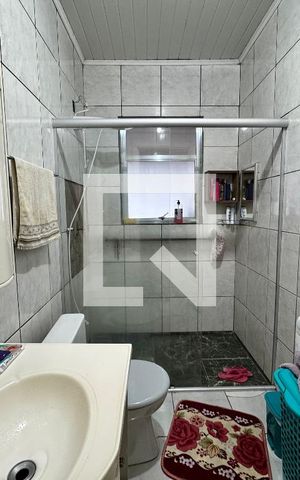 Casa à venda com 120m², 3 quartos e 2 vagasBanheiro