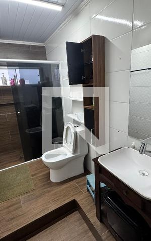 Casa à venda com 120m², 3 quartos e 2 vagasBanheiro casa 2