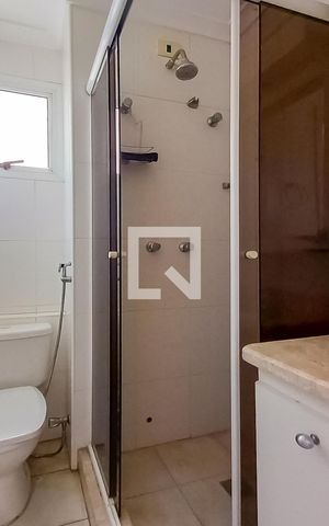 Apartamento para alugar com 230m², 3 quartos e 2 vagas Apartamento para alugar com 230m², 3 quartos e 2 vagasBanheiro