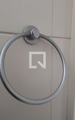 Apartamento para alugar com 230m², 3 quartos e 2 vagas Apartamento para alugar com 230m², 3 quartos e 2 vagasBanheiro