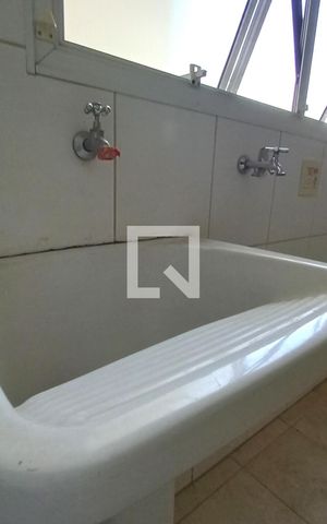 Apartamento para alugar com 230m², 3 quartos e 2 vagas Apartamento para alugar com 230m², 3 quartos e 2 vagasÁrea de Serviço