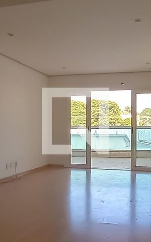 Apartamento para alugar com 230m², 3 quartos e 2 vagas Apartamento para alugar com 230m², 3 quartos e 2 vagasSala