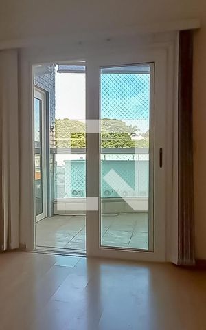 Apartamento para alugar com 230m², 3 quartos e 2 vagas Apartamento para alugar com 230m², 3 quartos e 2 vagasQuarto
