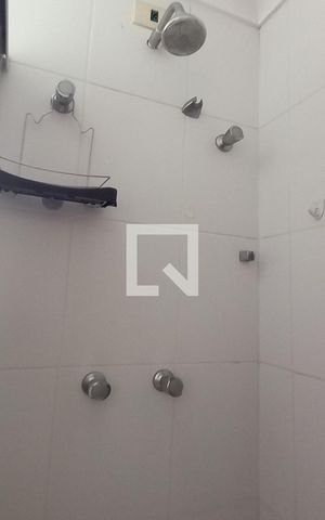 Apartamento para alugar com 230m², 3 quartos e 2 vagas Apartamento para alugar com 230m², 3 quartos e 2 vagasBanheiro