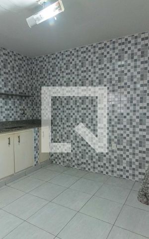 Casa de condomínio à venda com 50m², 4 quartos e 1 vaga Casa de condomínio à venda com 50m², 4 quartos e 1 vagaCozinha 1