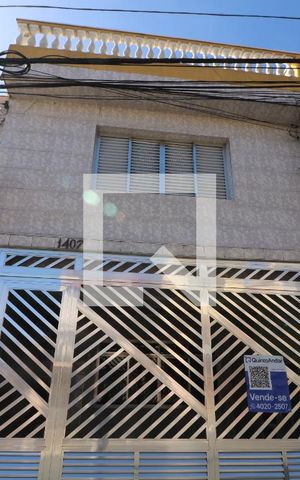 Casa à venda com 140m², 3 quartos e 1 vagaFachada