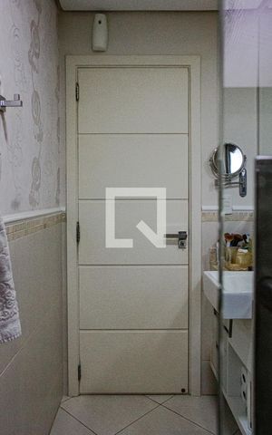 Apartamento à venda com 201m², 2 quartos e 2 vagasBanheiro da Suíte