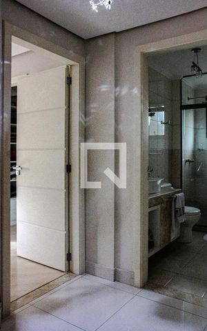 Apartamento à venda com 201m², 2 quartos e 2 vagasCorredor