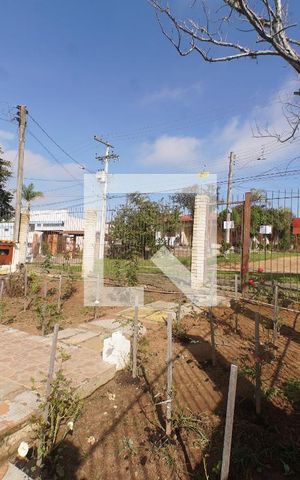 Casa à venda com 100m², 2 quartos e 2 vagas Casa à venda com 100m², 2 quartos e 2 vagasÁrea Externa