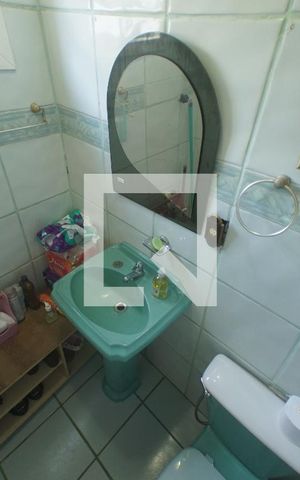 Casa à venda com 100m², 2 quartos e 2 vagas Casa à venda com 100m², 2 quartos e 2 vagasLavabo