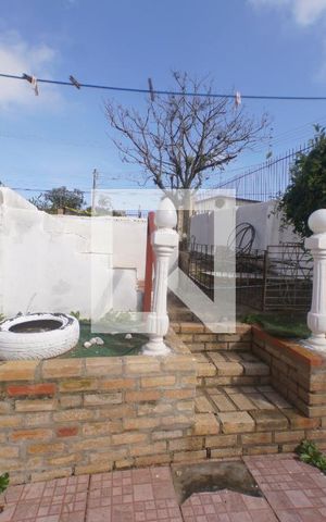 Casa à venda com 100m², 2 quartos e 2 vagas Casa à venda com 100m², 2 quartos e 2 vagasÁrea Externa