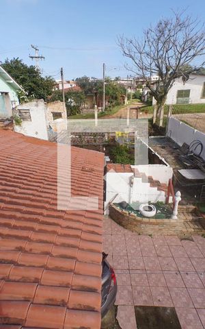 Casa à venda com 100m², 2 quartos e 2 vagas Casa à venda com 100m², 2 quartos e 2 vagasVista