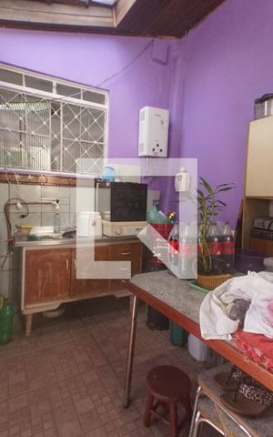 Casa à venda com 100m², 2 quartos e 2 vagas Casa à venda com 100m², 2 quartos e 2 vagasÁrea Externa