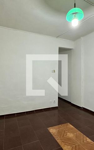 Studio para alugar com 26m², 1 quarto e sem vaga Studio para alugar com 26m², 1 quarto e sem vagaSala/Quarto