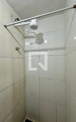 Studio para alugar com 26m², 1 quarto e sem vaga Studio para alugar com 26m², 1 quarto e sem vagaBanheiro