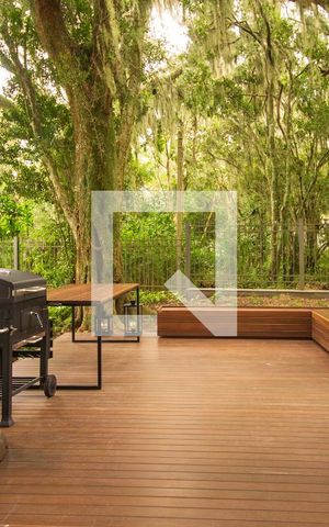 Casa de condomínio à venda com 277m², 3 quartos e 3 vagas Casa de condomínio à venda com 277m², 3 quartos e 3 vagasÁrea comum