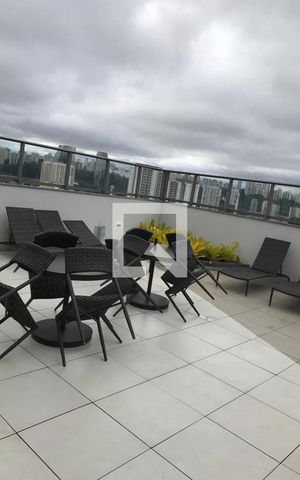 Apartamento à venda com 71m², 3 quartos e 1 vaga Apartamento à venda com 71m², 3 quartos e 1 vagaÁrea comum piscina
