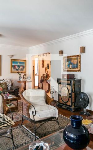 Apartamento à venda com 234m², 4 quartos e 3 vagasSala