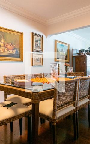 Apartamento à venda com 234m², 4 quartos e 3 vagasSala de Jantar