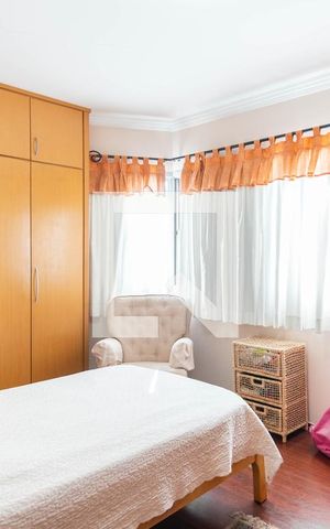 Apartamento à venda com 234m², 4 quartos e 3 vagasQuarto 1