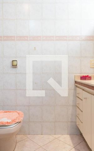 Apartamento à venda com 234m², 4 quartos e 3 vagasBanheiro