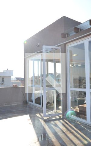 Casa à venda com 300m², 3 quartos e 2 vagasVaranda