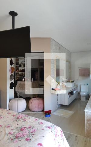 Casa à venda com 300m², 3 quartos e 2 vagasSuíte Master