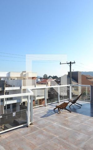 Casa à venda com 300m², 3 quartos e 2 vagasVaranda
