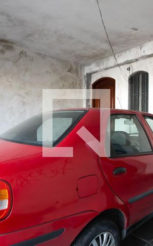 Casa à venda com 93m², 3 quartos e 2 vagas Casa à venda com 93m², 3 quartos e 2 vagasGaragem