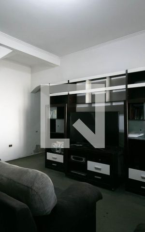 Casa à venda com 93m², 3 quartos e 2 vagas Casa à venda com 93m², 3 quartos e 2 vagasSala