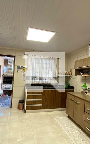 Casa à venda com 150m², 2 quartos e 2 vagasCozinha