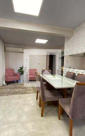 Casa à venda com 150m², 2 quartos e 2 vagasSala de Jantar