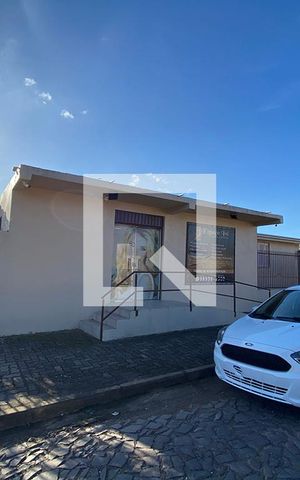 Casa à venda com 150m², 2 quartos e 2 vagasFachada