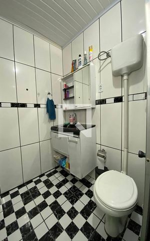 Casa à venda com 150m², 2 quartos e 2 vagasBanheiro