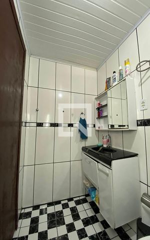 Casa à venda com 150m², 2 quartos e 2 vagasBanheiro