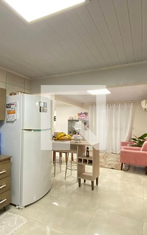 Casa à venda com 150m², 2 quartos e 2 vagasCozinha