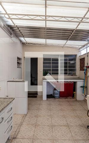 Casa à venda com 200m², 4 quartos e sem vaga Casa à venda com 200m², 4 quartos e sem vagaÁrea Externa