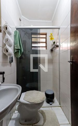 Casa à venda com 115m², 3 quartos e 3 vagas Casa à venda com 115m², 3 quartos e 3 vagasBanheiro de Serviço