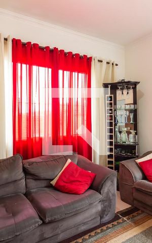 Casa de condomínio à venda com 25m², 2 quartos e 1 vaga Casa de condomínio à venda com 25m², 2 quartos e 1 vagaSala