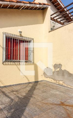 Casa de condomínio à venda com 25m², 2 quartos e 1 vaga Casa de condomínio à venda com 25m², 2 quartos e 1 vagaGaragem