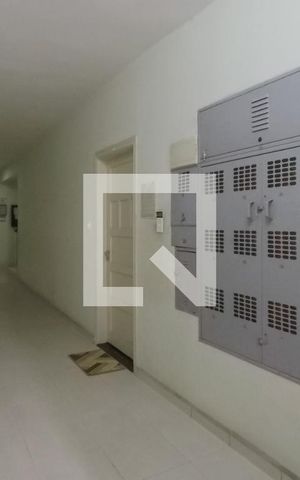 Apartamento à venda com 75m², 2 quartos e sem vagaHall de Entrada