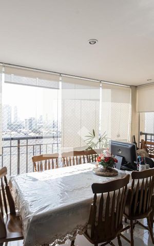Apartamento à venda com 85m², 3 quartos e 2 vagas Apartamento à venda com 85m², 3 quartos e 2 vagasVaranda